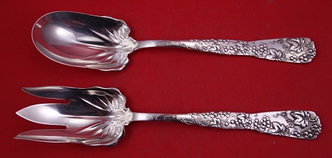 Salad Serving Set w/ grape motif 10